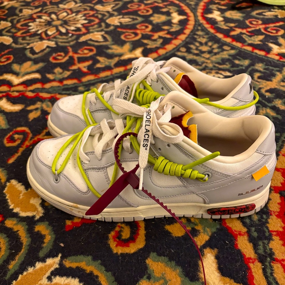 Nike Dunk Lo Off-White Lot 8